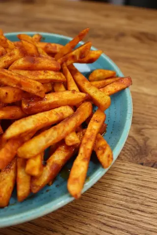 Full plate of Pillipilli Chips